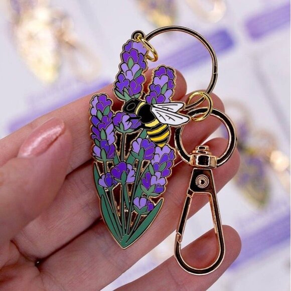 Bee & Lavender Flower Enamel Keychain with Key Clip - Gold Plated - Nature - Picture 3 of 3